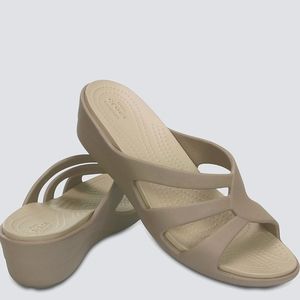 Crocs Dual Comfort Wedge Heel Sandal size 9 - great condition